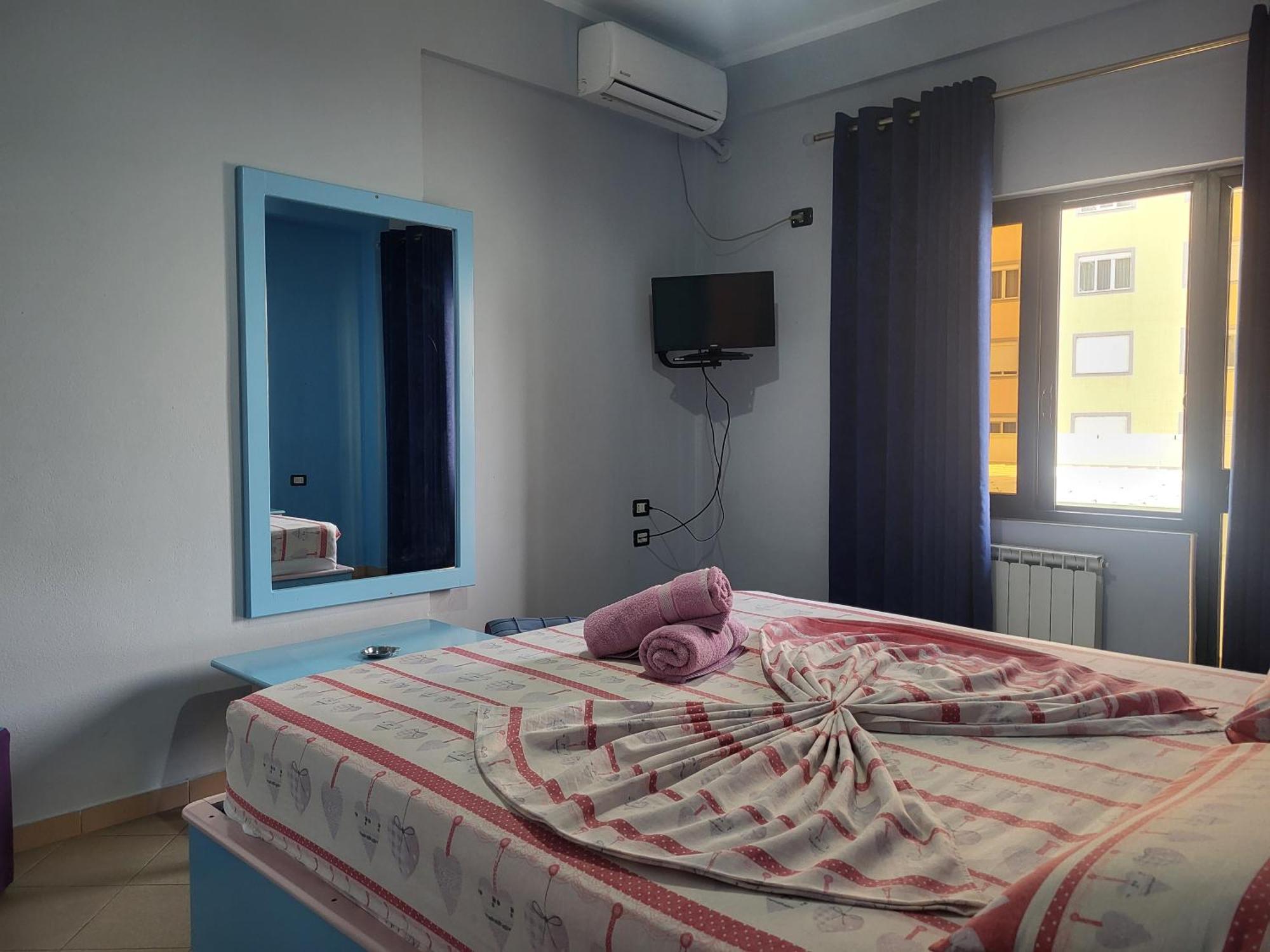 Hotel Europa Lezhë Extérieur photo