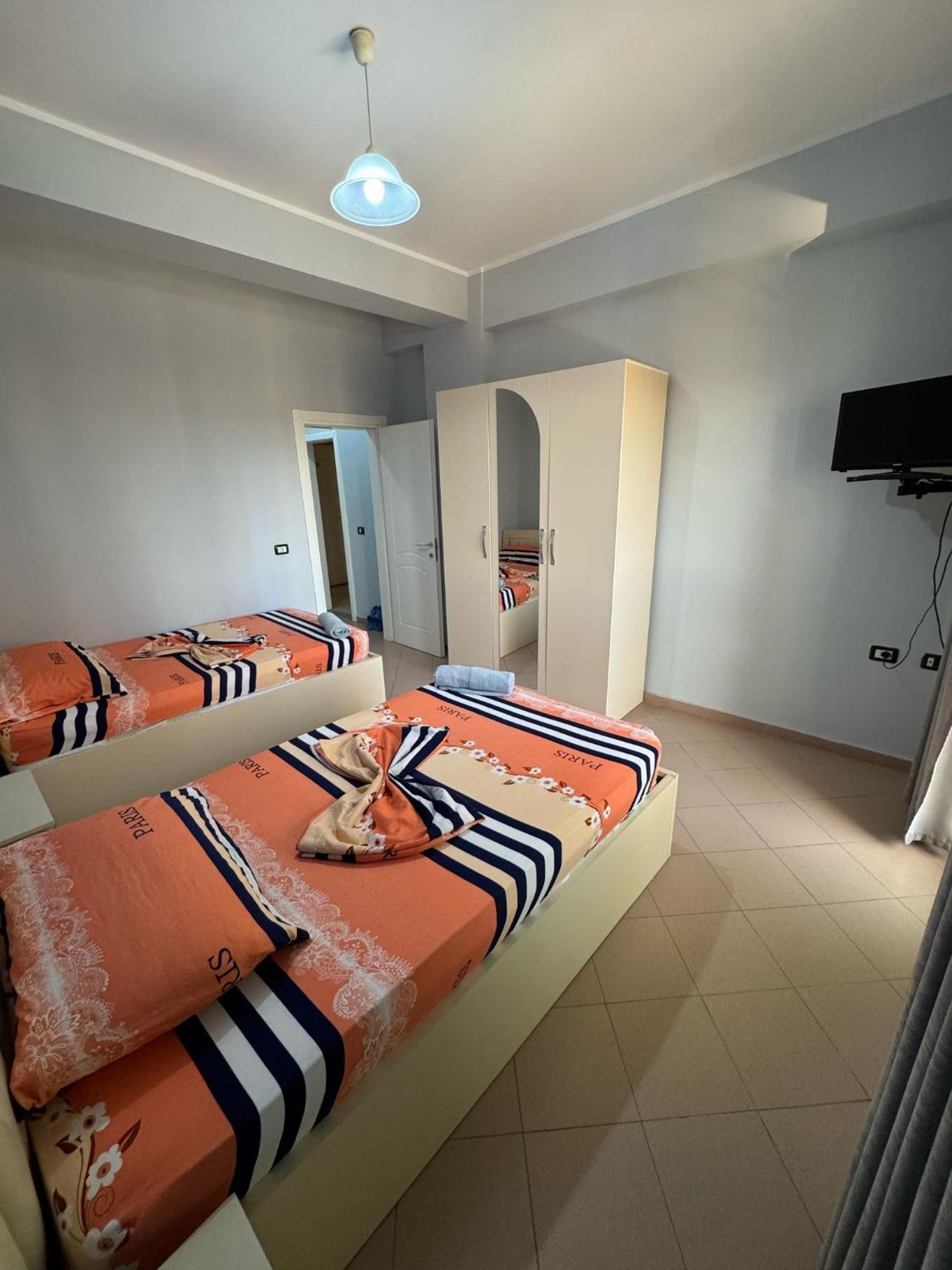 Hotel Europa Lezhë Extérieur photo