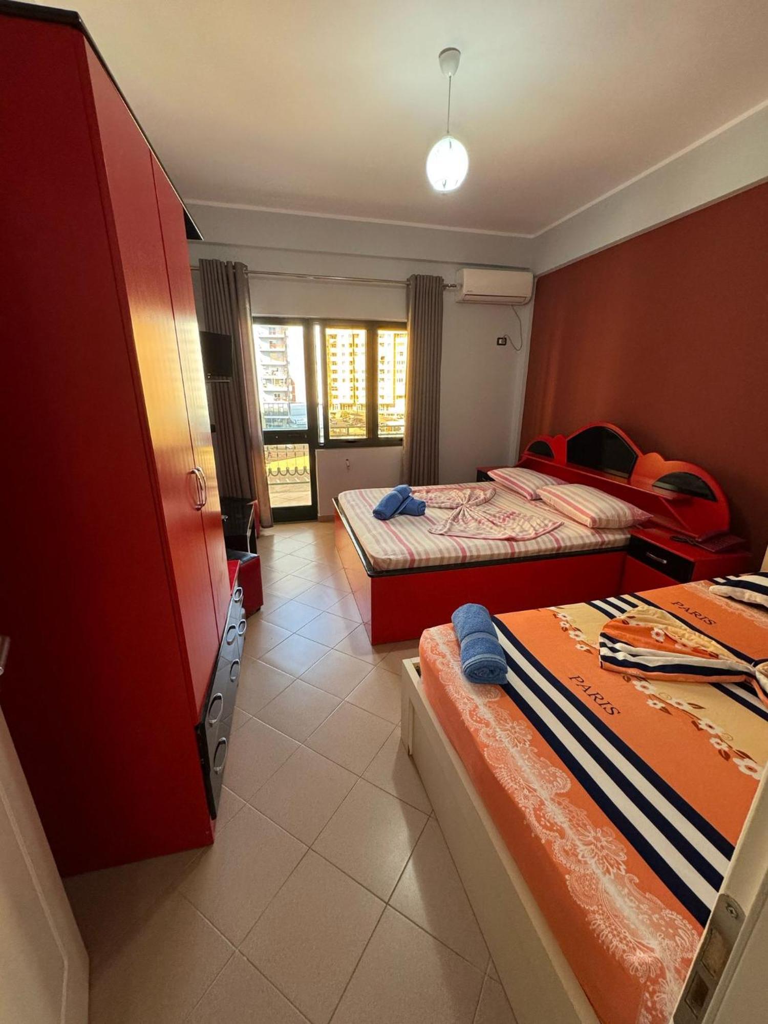 Hotel Europa Lezhë Extérieur photo