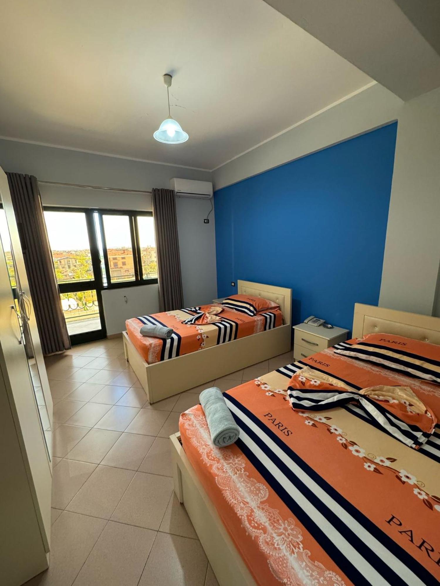 Hotel Europa Lezhë Extérieur photo