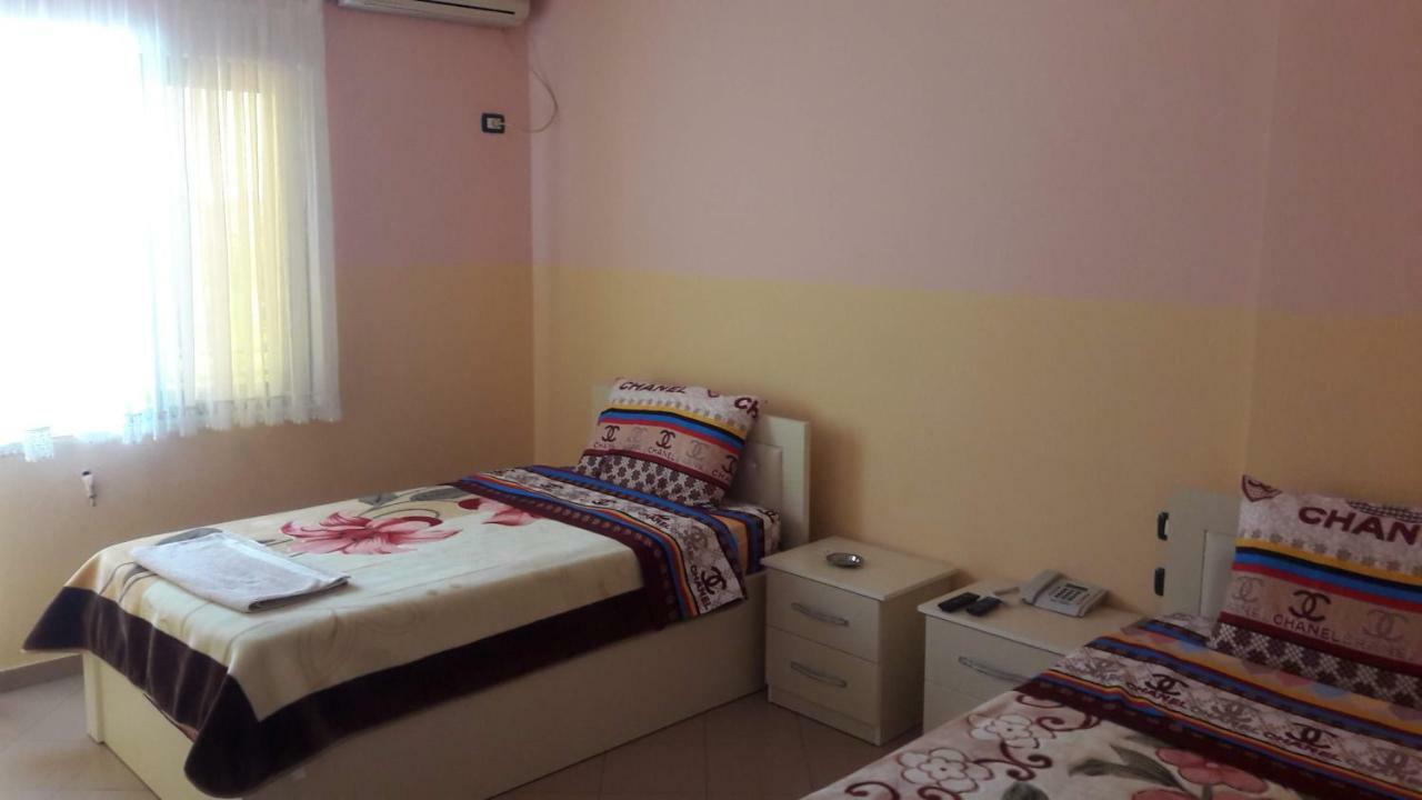 Hotel Europa Lezhë Extérieur photo