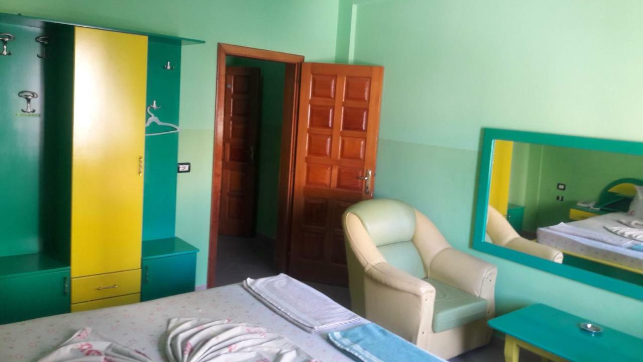 Hotel Europa Lezhë Extérieur photo