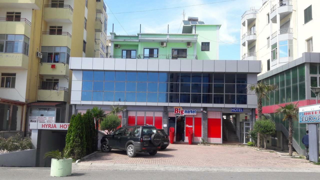 Hotel Europa Lezhë Extérieur photo