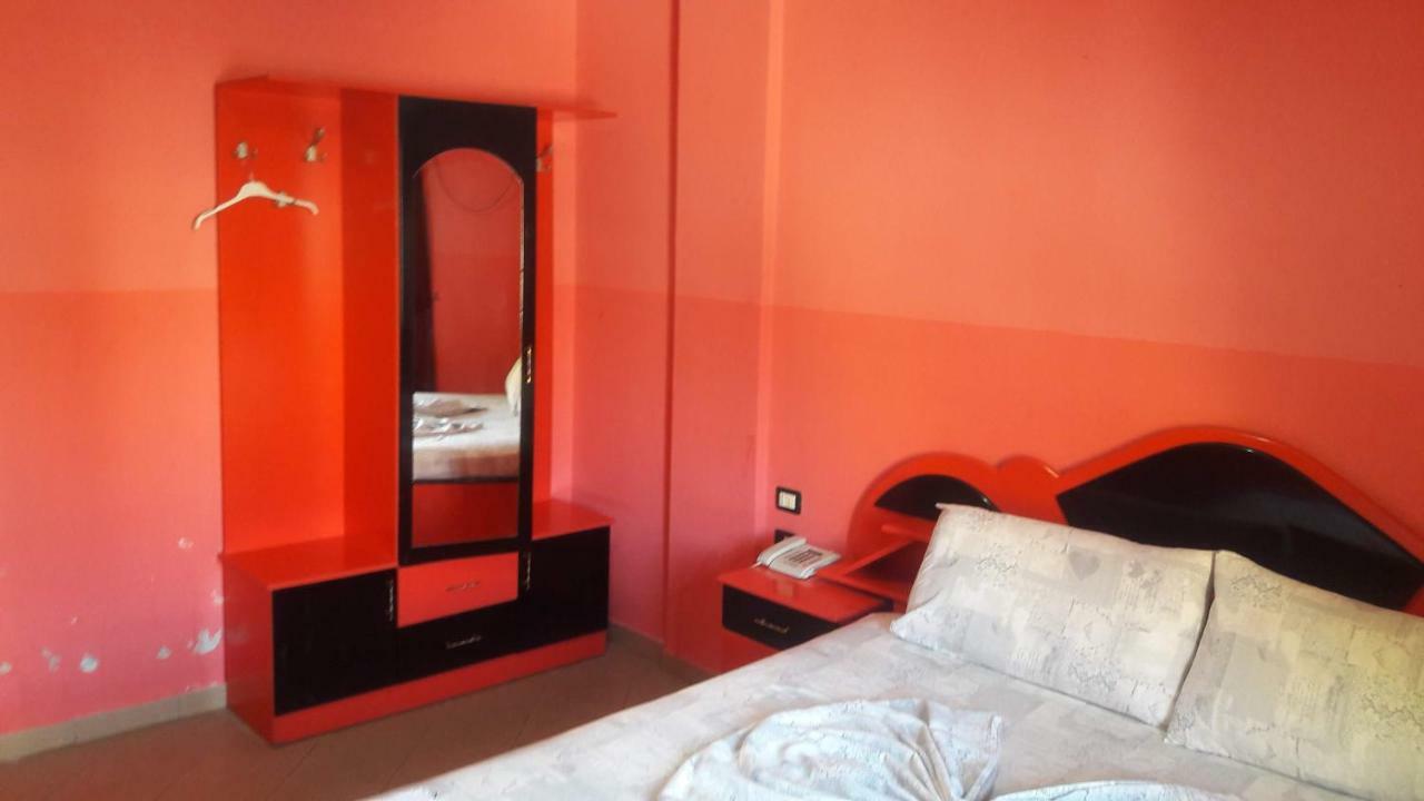 Hotel Europa Lezhë Extérieur photo