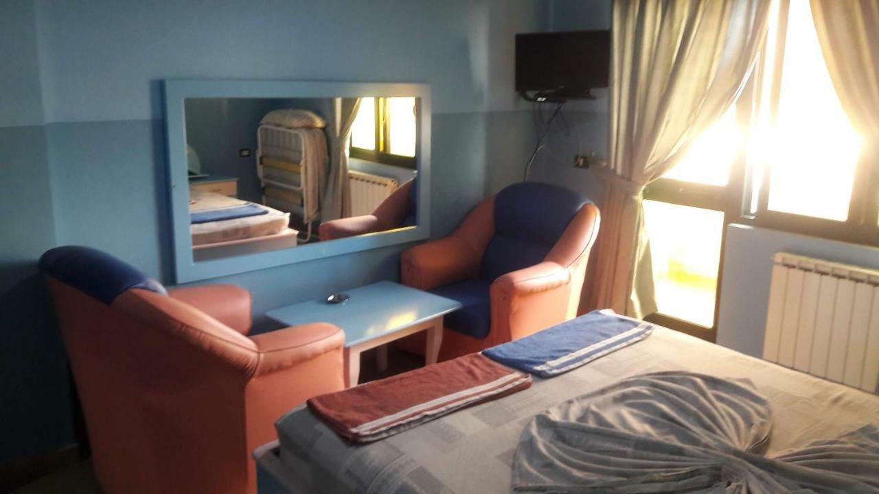 Hotel Europa Lezhë Extérieur photo